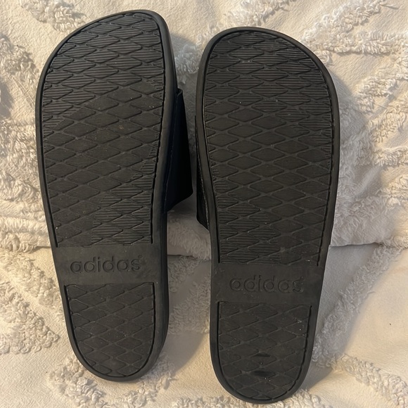 Men’s Adidas Slides - Picture 2 of 3